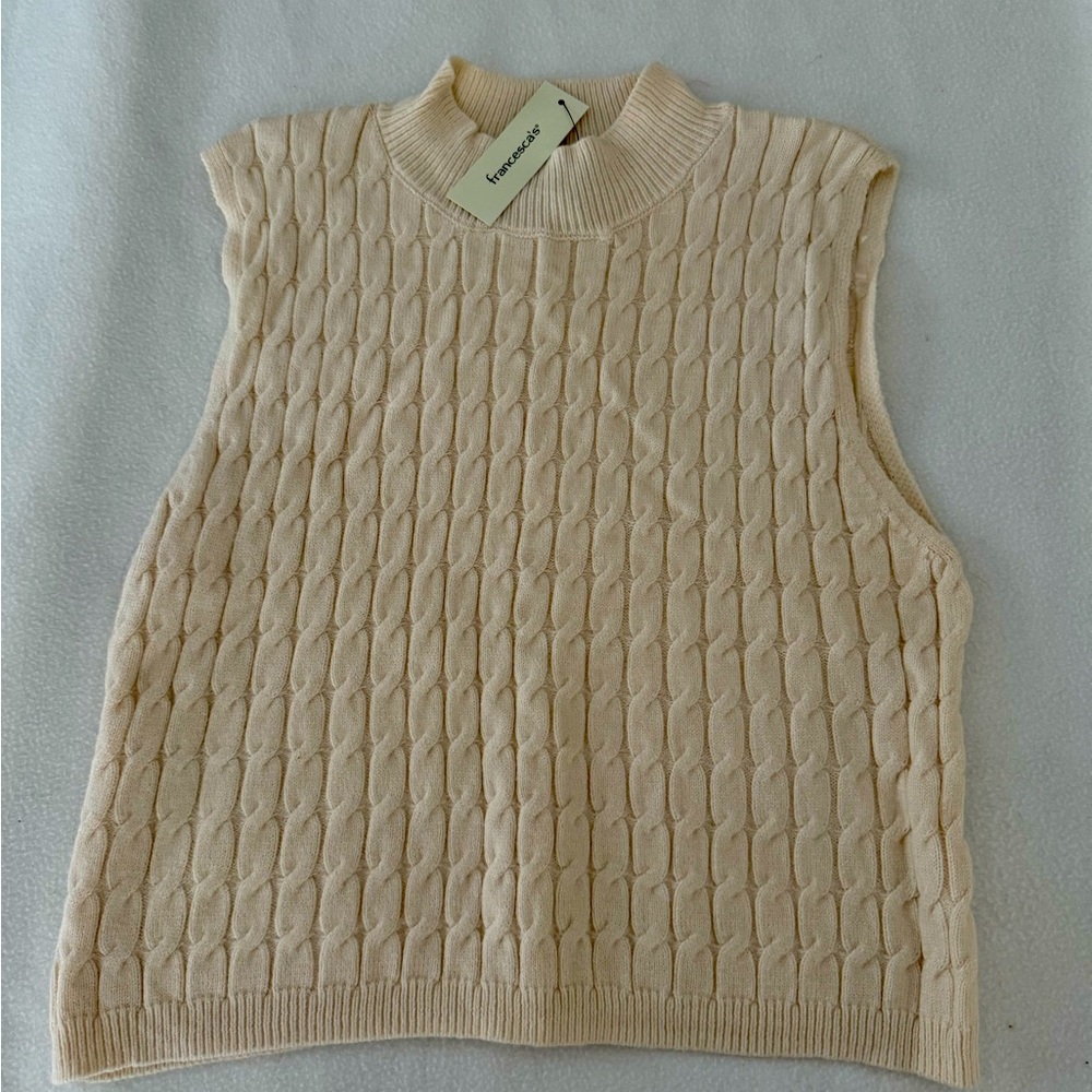 Francesca’s NWT cropped sweater vest